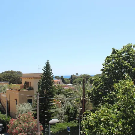 Mercurio Apartman *